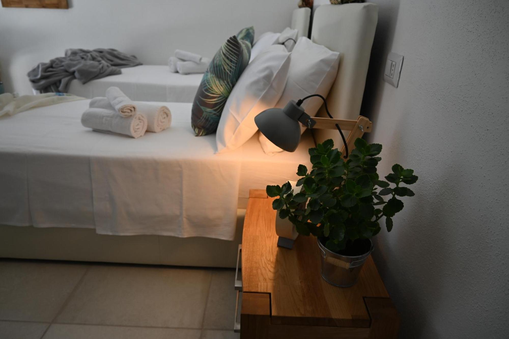 Homelyfeeling 卡斯特努沃德加尔达 外观 照片